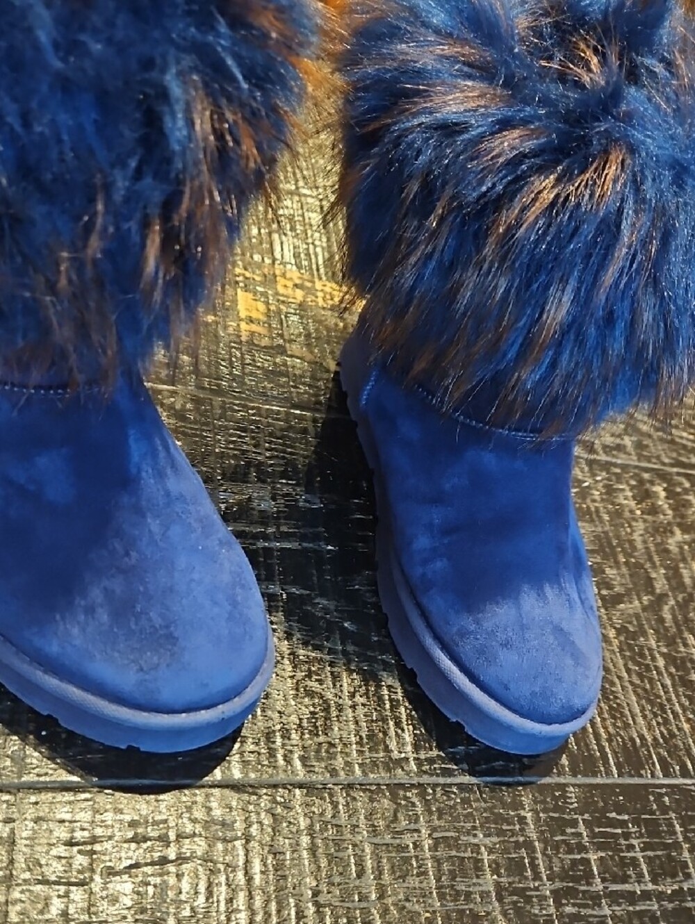 Rogue Helium Midnight Blue Navy Boots with Brown-Trim Faux Fur Cuff  Size 8.5